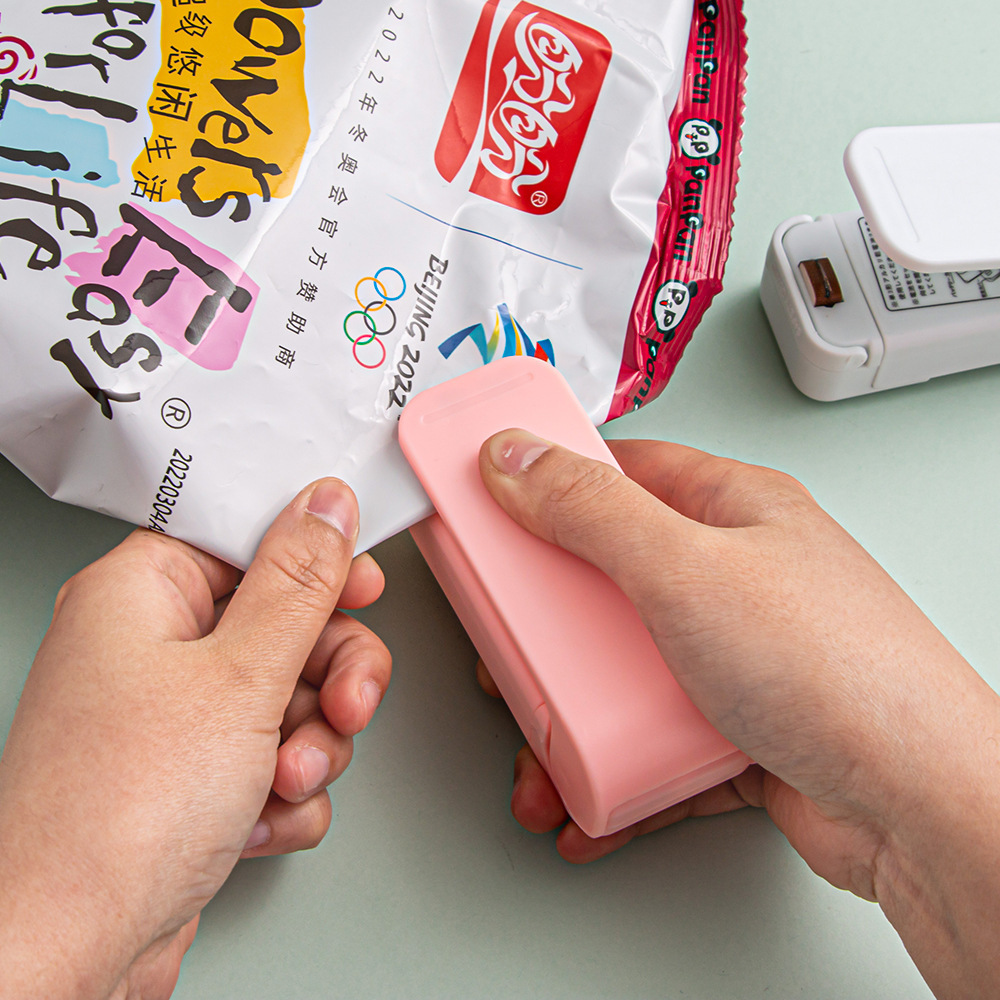 ポータブルミニ真空シーラーマシン、家庭用プラスチックバッグ鮮 - Food Packed Snacks のレビューと価格